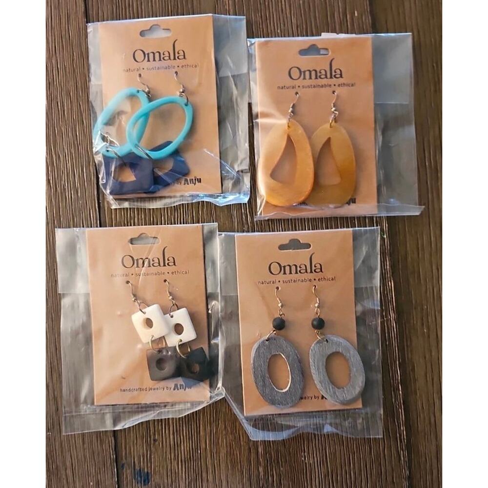 Omala Natural Sustainable Ethical Earrings Set
